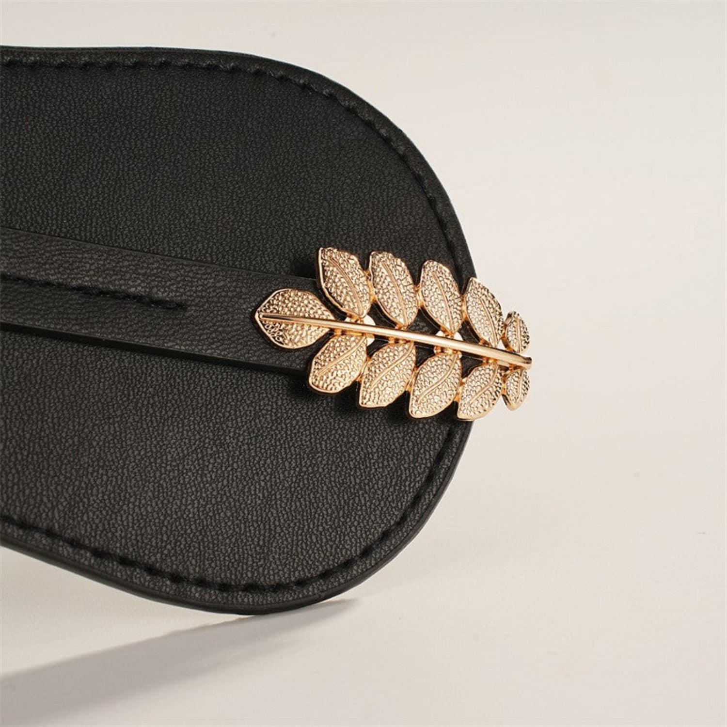 Gold Leaf Wide Elastic Black Belt JLTHB0388