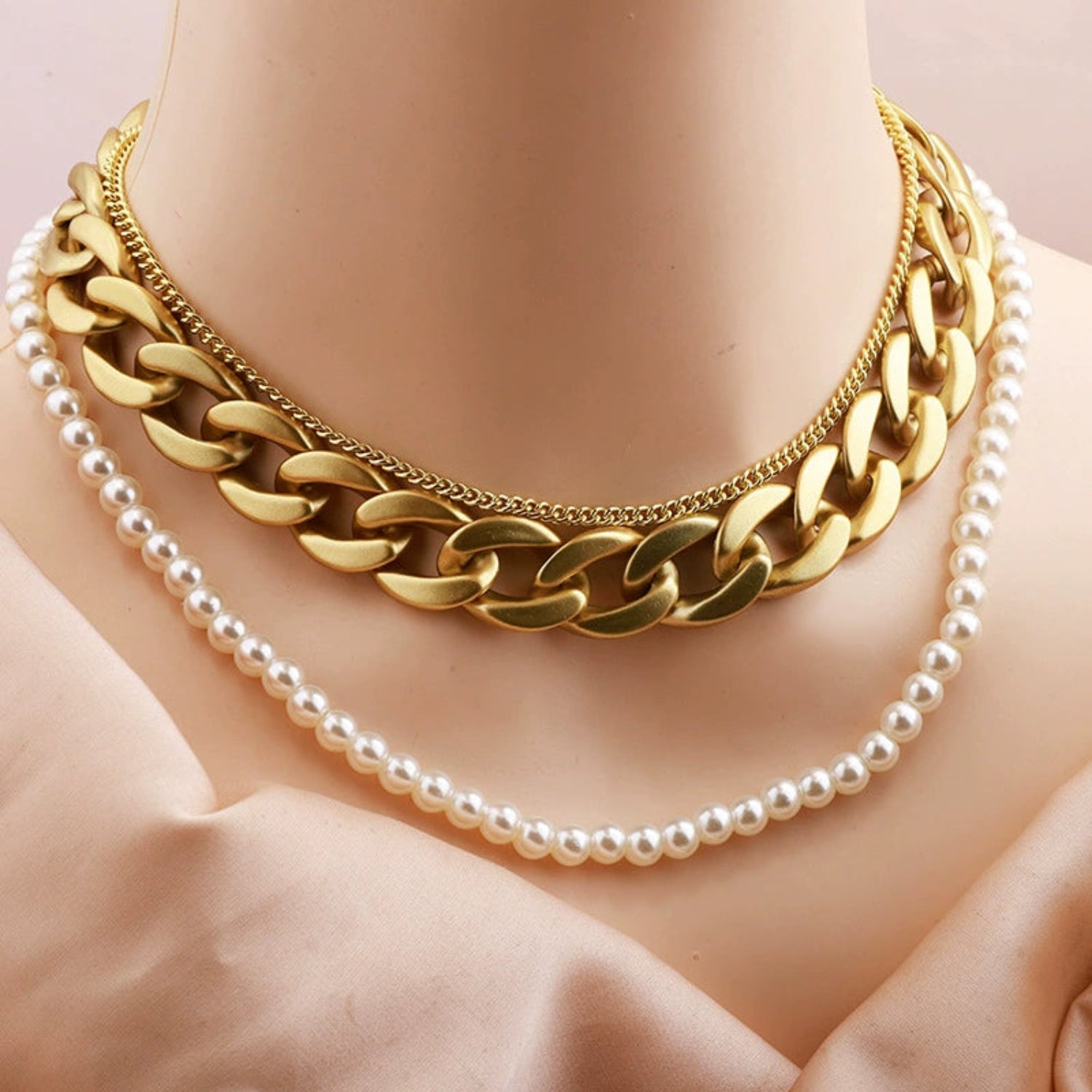 Chunky Pearl Gold Necklace JLTN0996