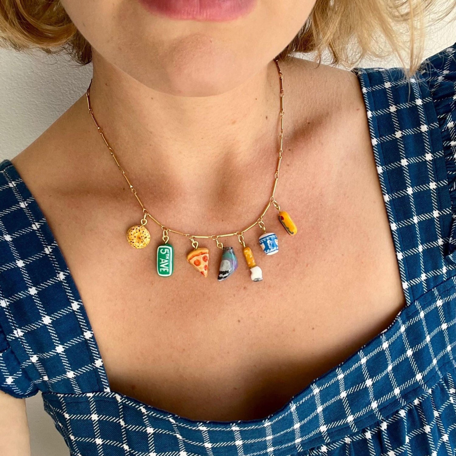 NYC-themed charm necklace JLTN1722