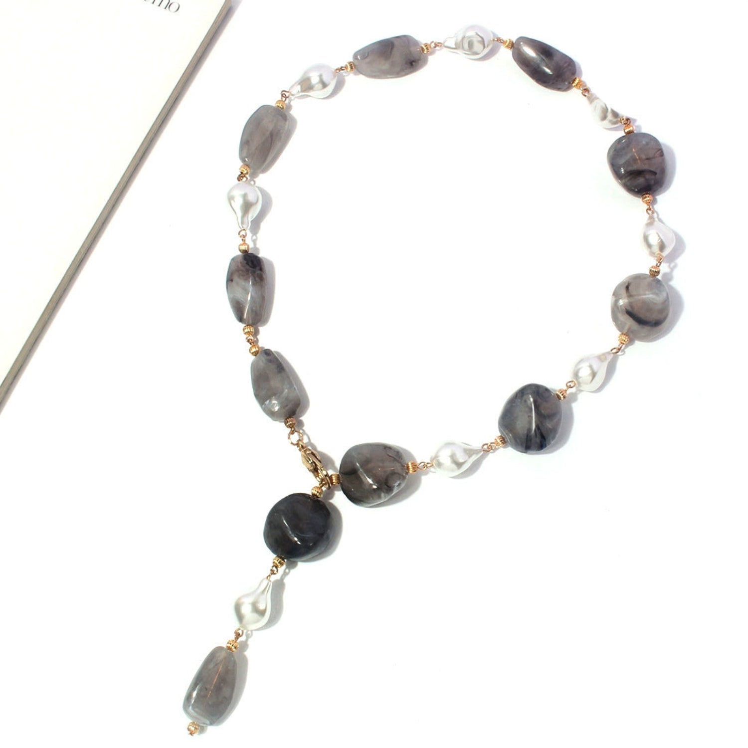 Grey Marble and Pearl Lariat JLTN1727