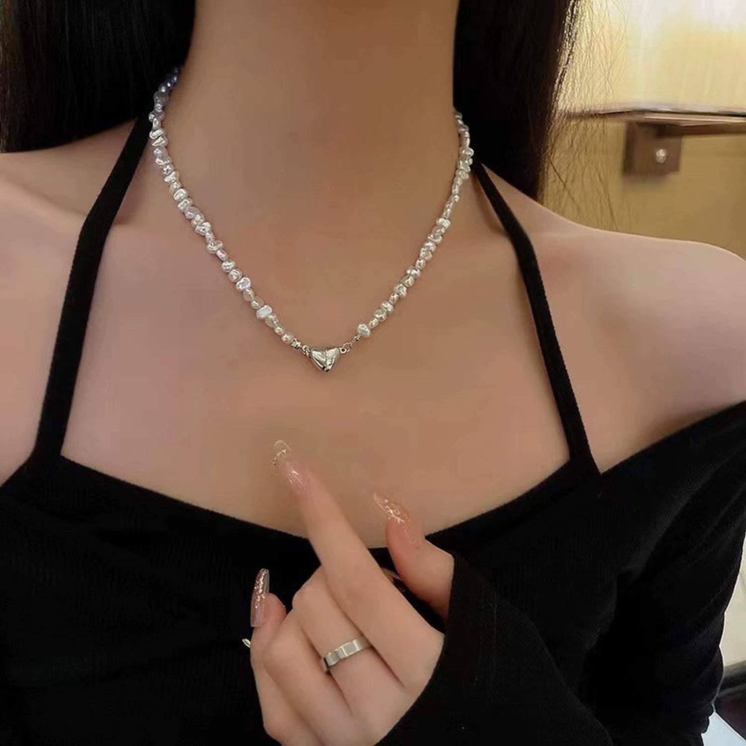 Baroque Pearl Magnetic Heart Necklace JLTN1733