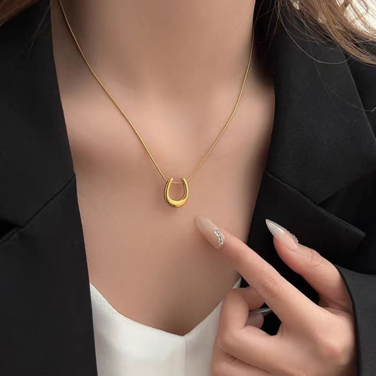 Gold Horseshoe Snake Chain JLTN1734