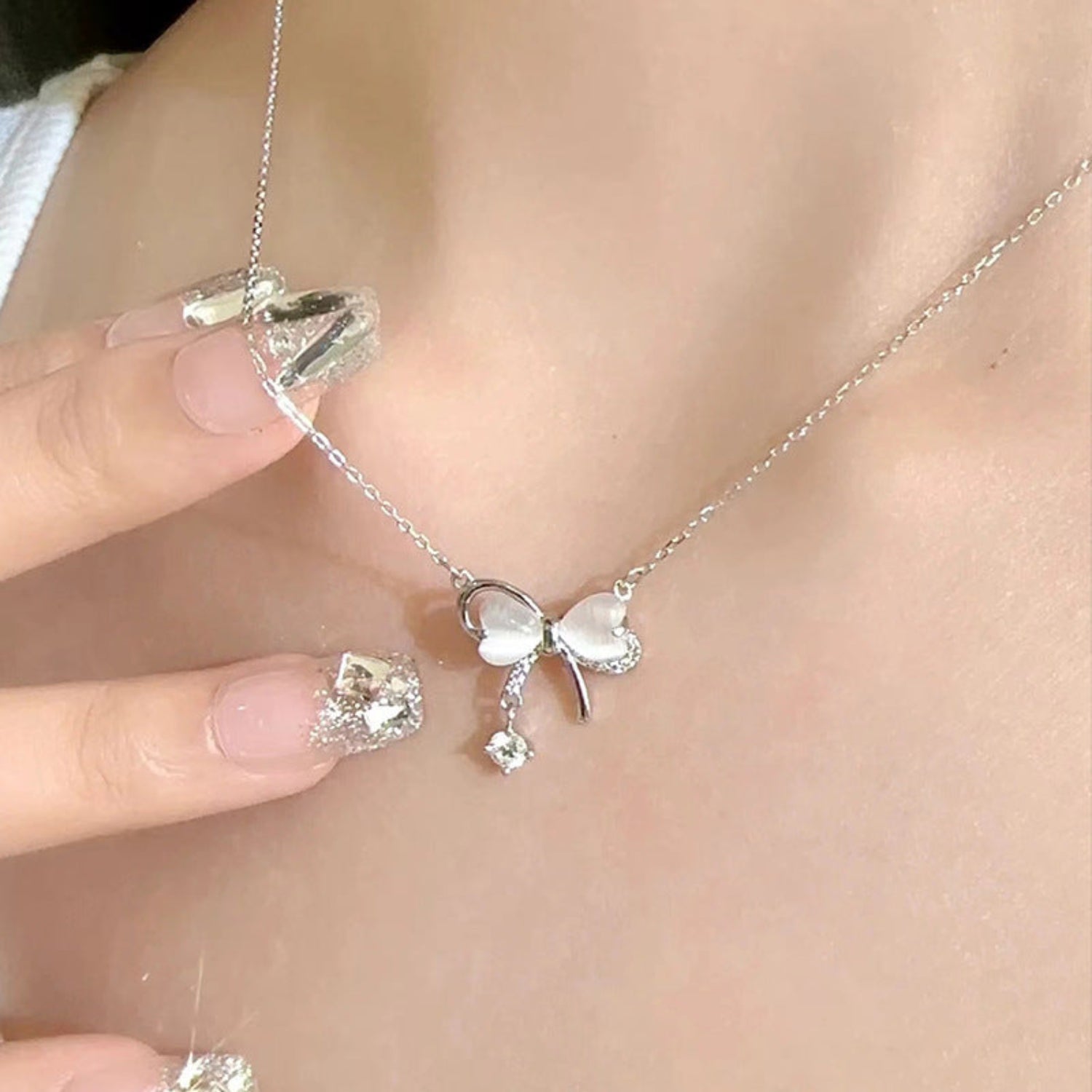 Elegant Cat-Eye Bow Necklace JLTN1746