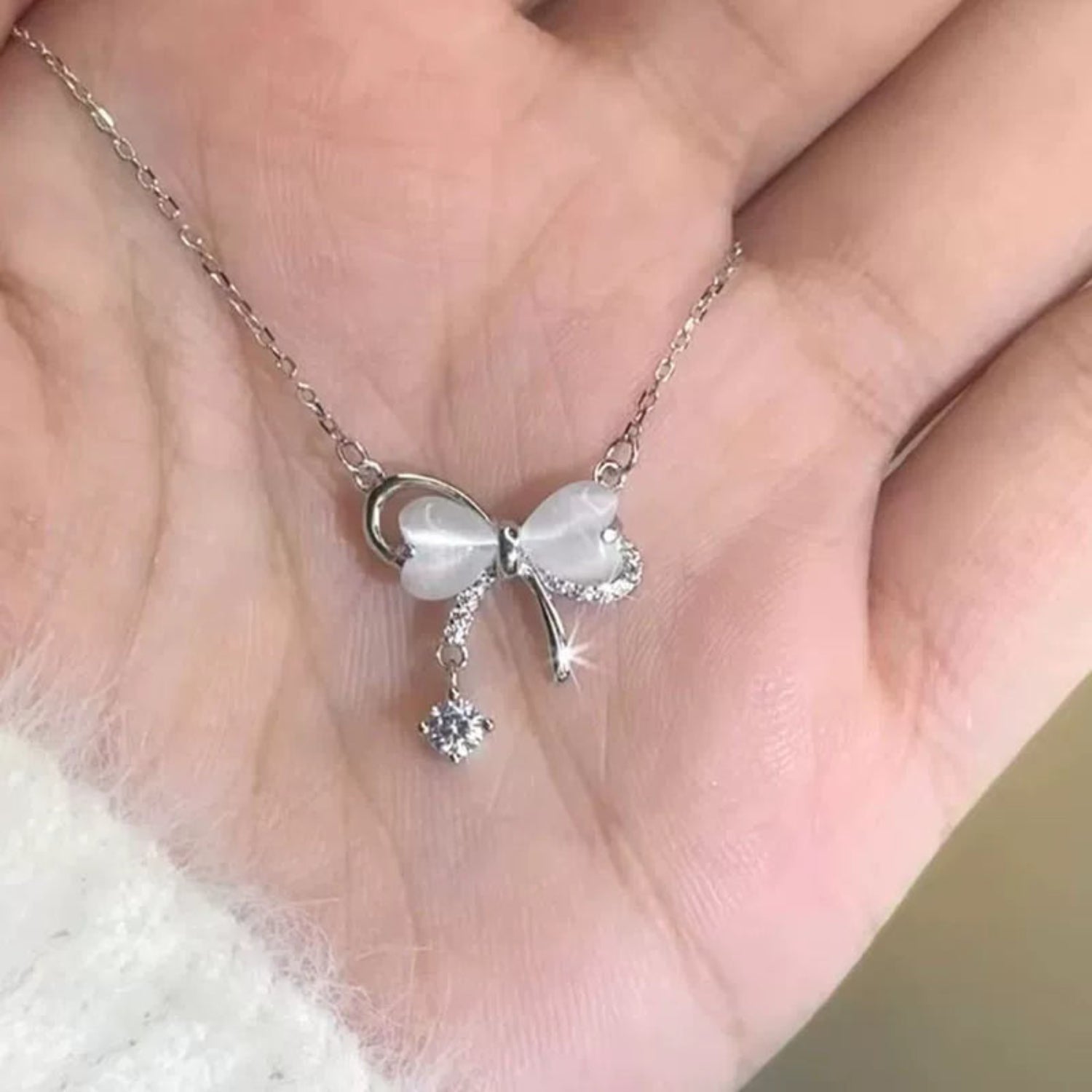 Elegant Cat-Eye Bow Necklace JLTN1746