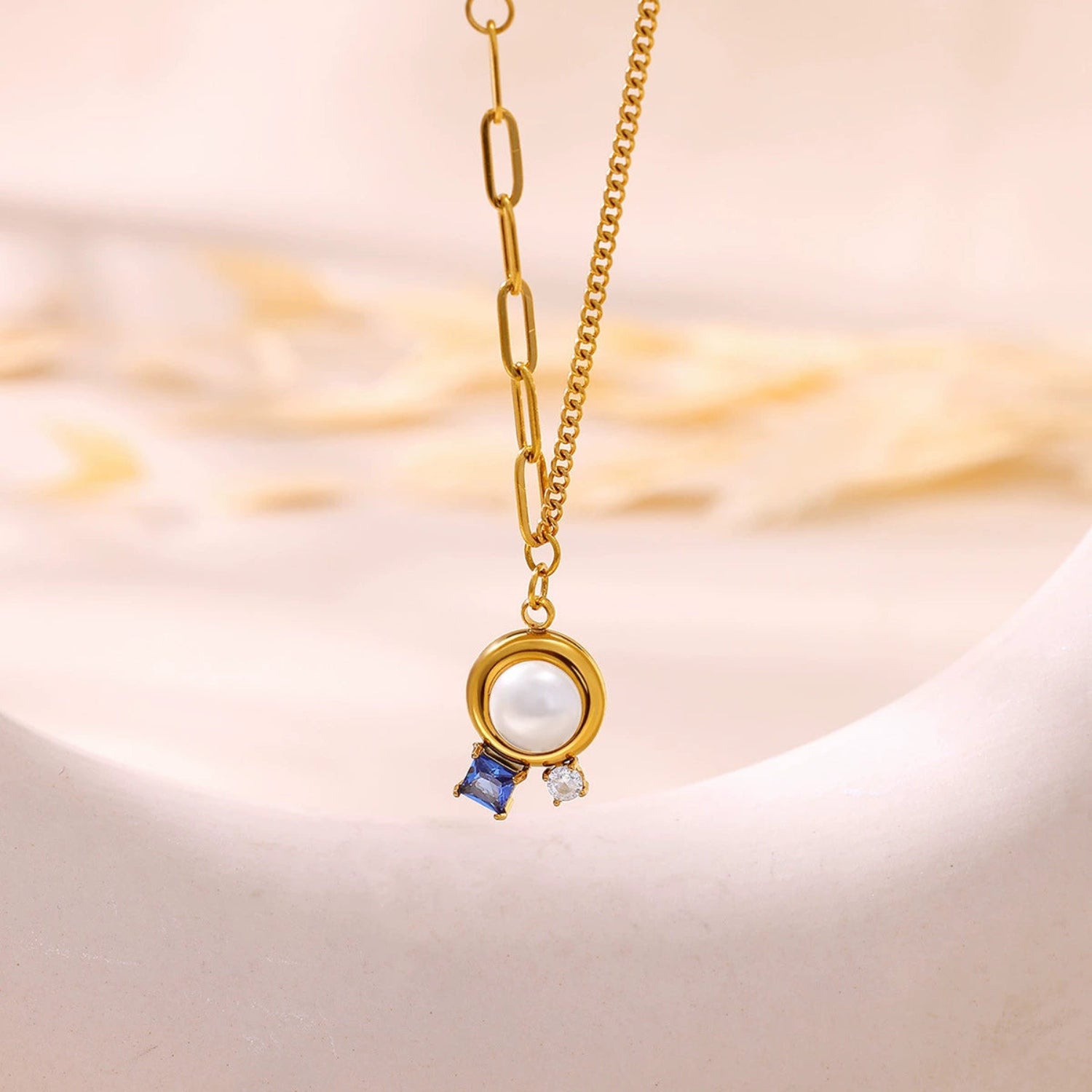 Pearl and Sapphire Necklace JLTN1782