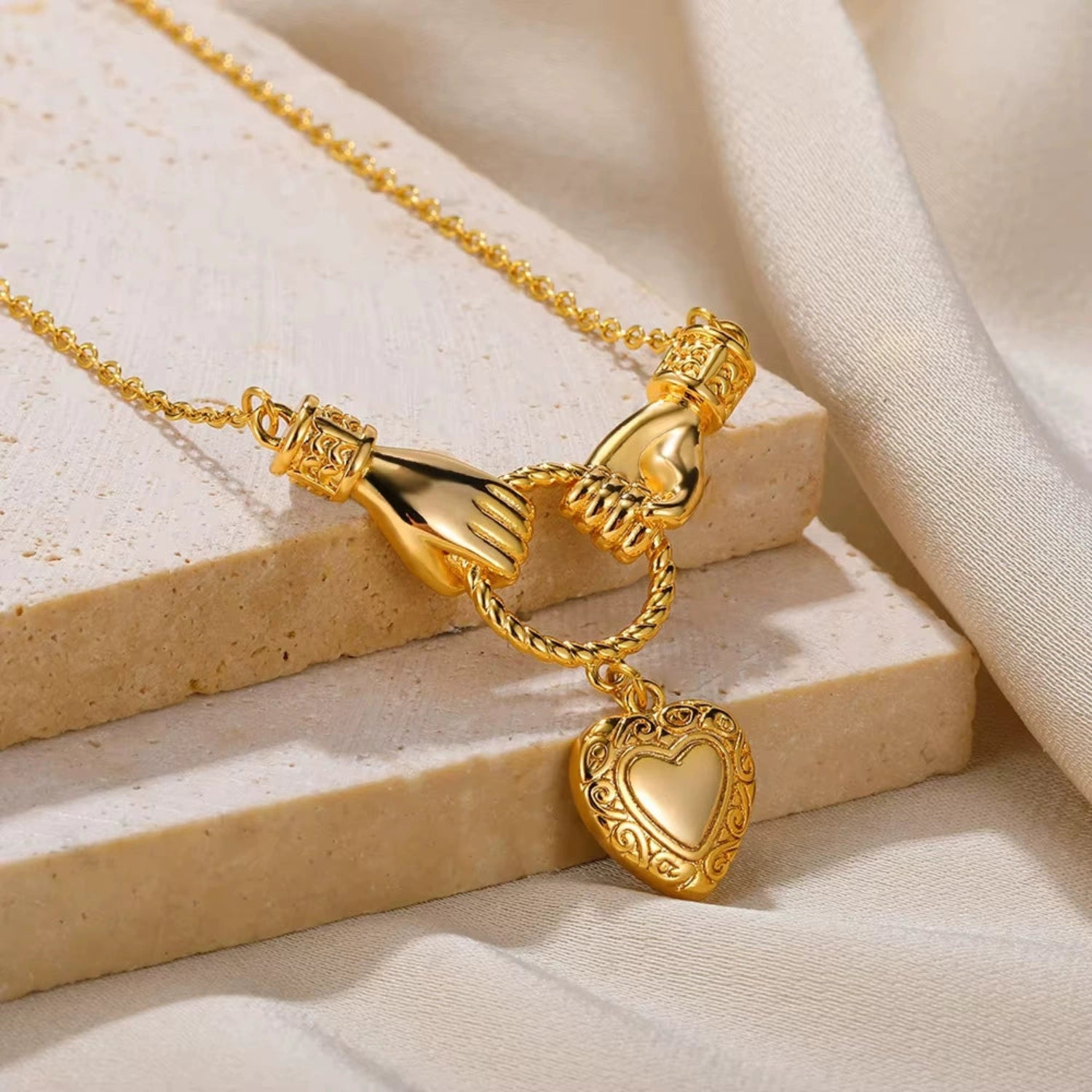 Gold Heart Hands Necklace JLTN1787