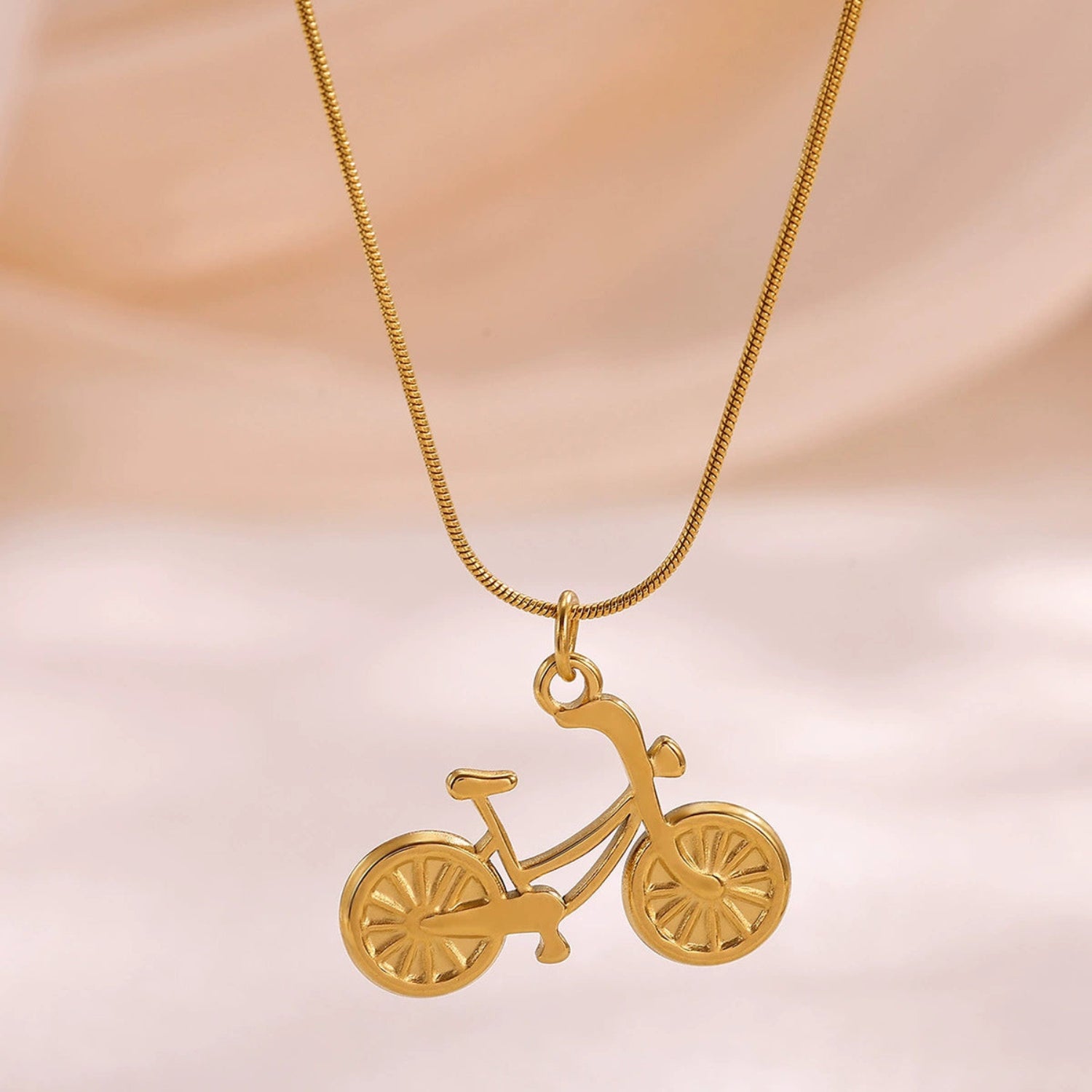 Gold Bicycle Snake Necklace JLTN1798