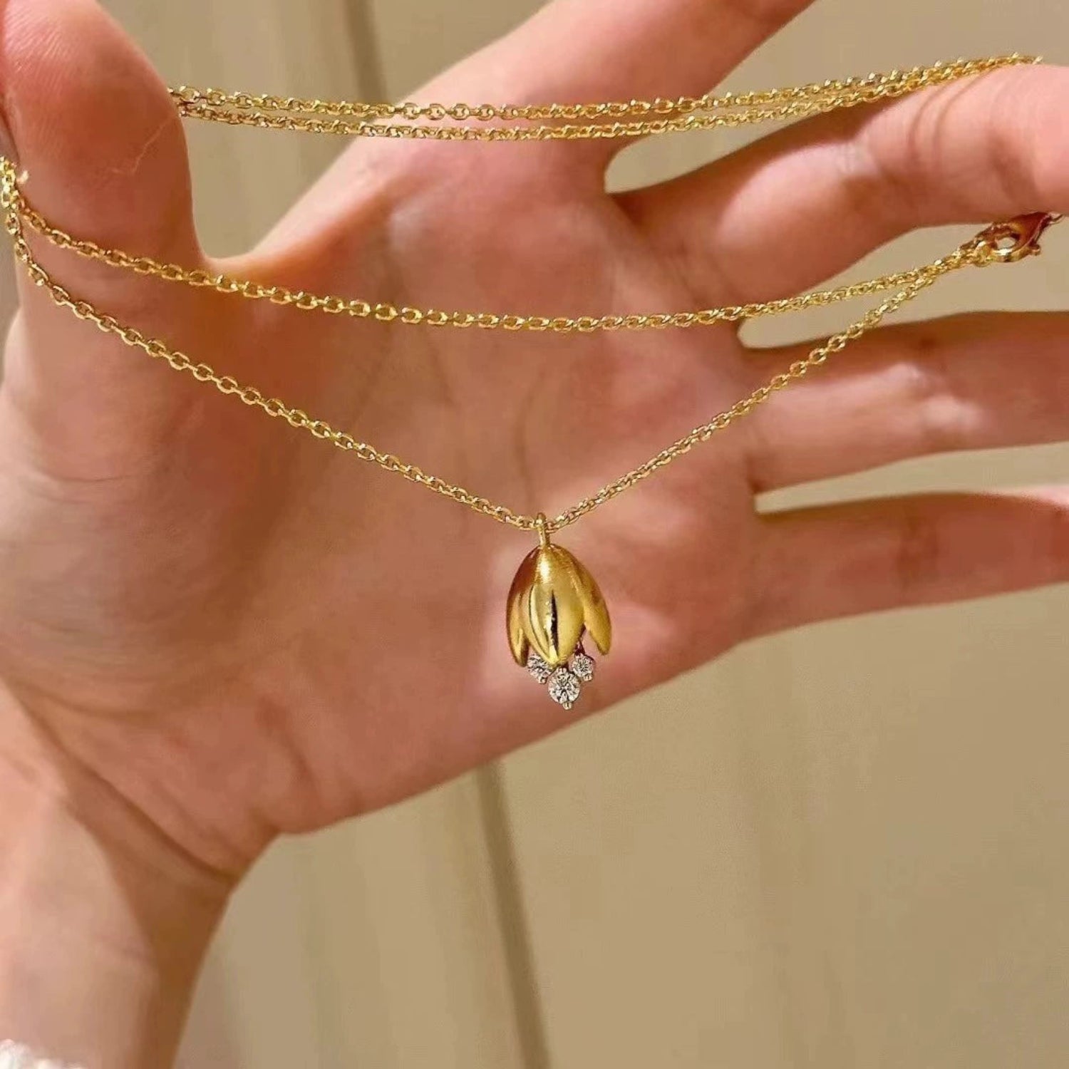 Gold Crystal Tulip Bud Necklace JLTN1834