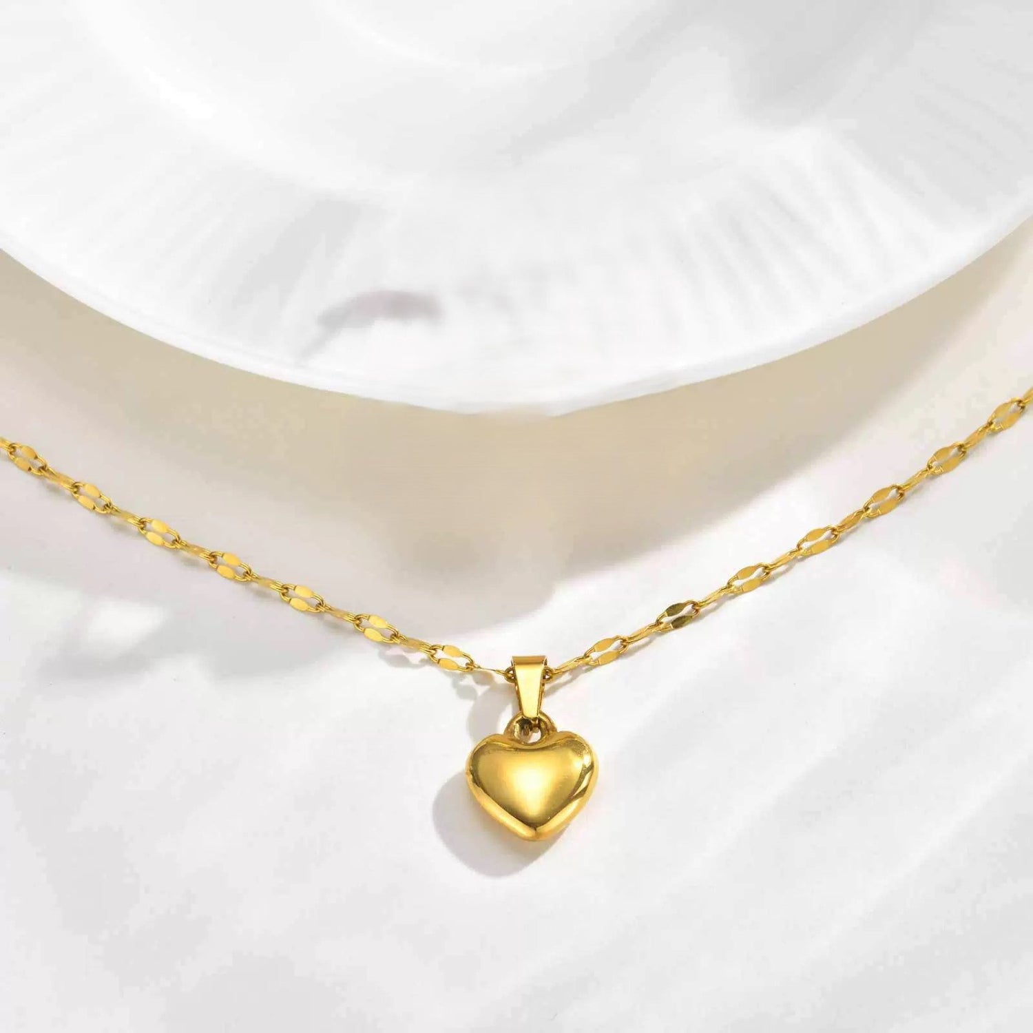Gold Heart Pendant Link Necklace JLTN1851
