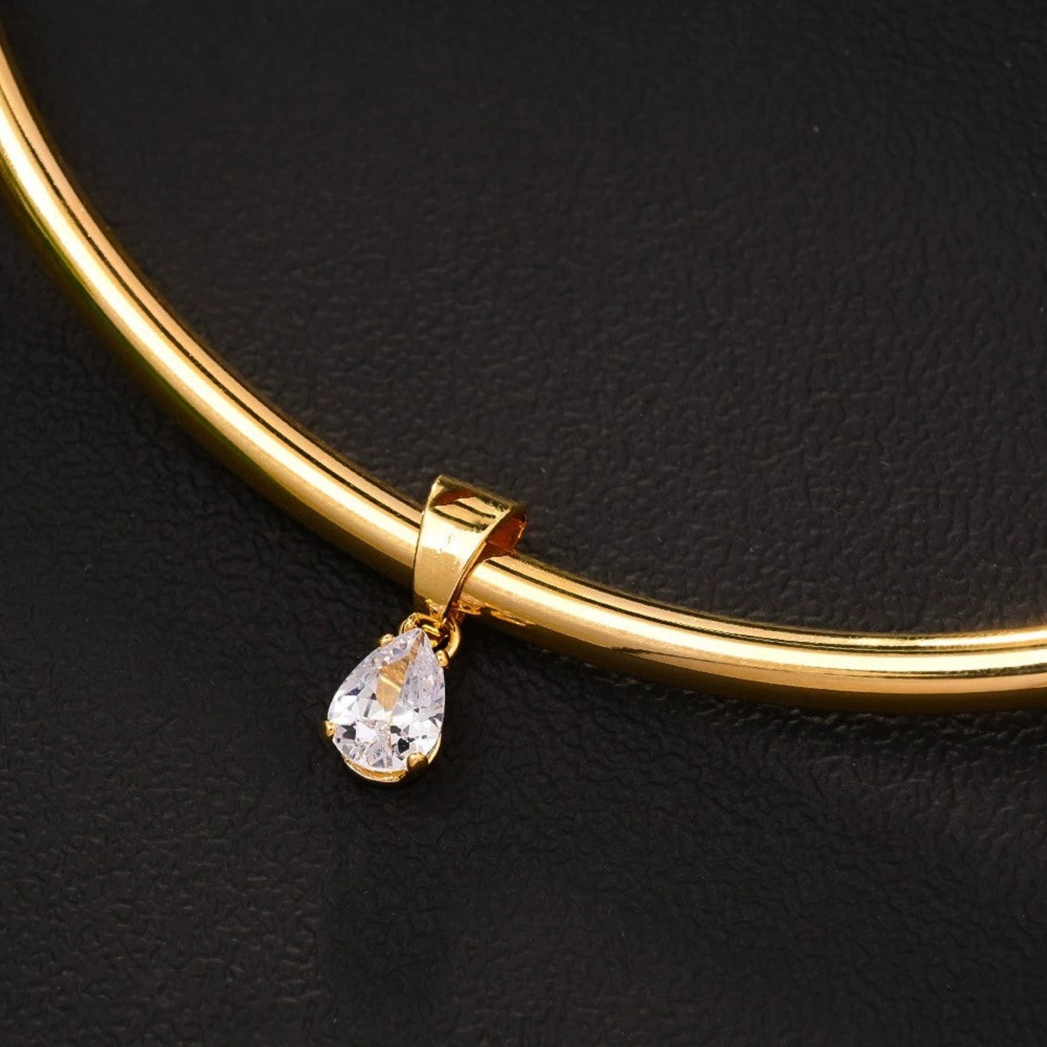 Gold Teardrop Zirconia Collar Necklace JLTN1876