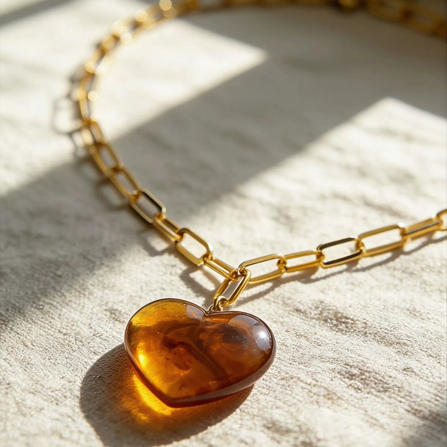 Gold Amber Heart Pendant Necklace JLTN1942