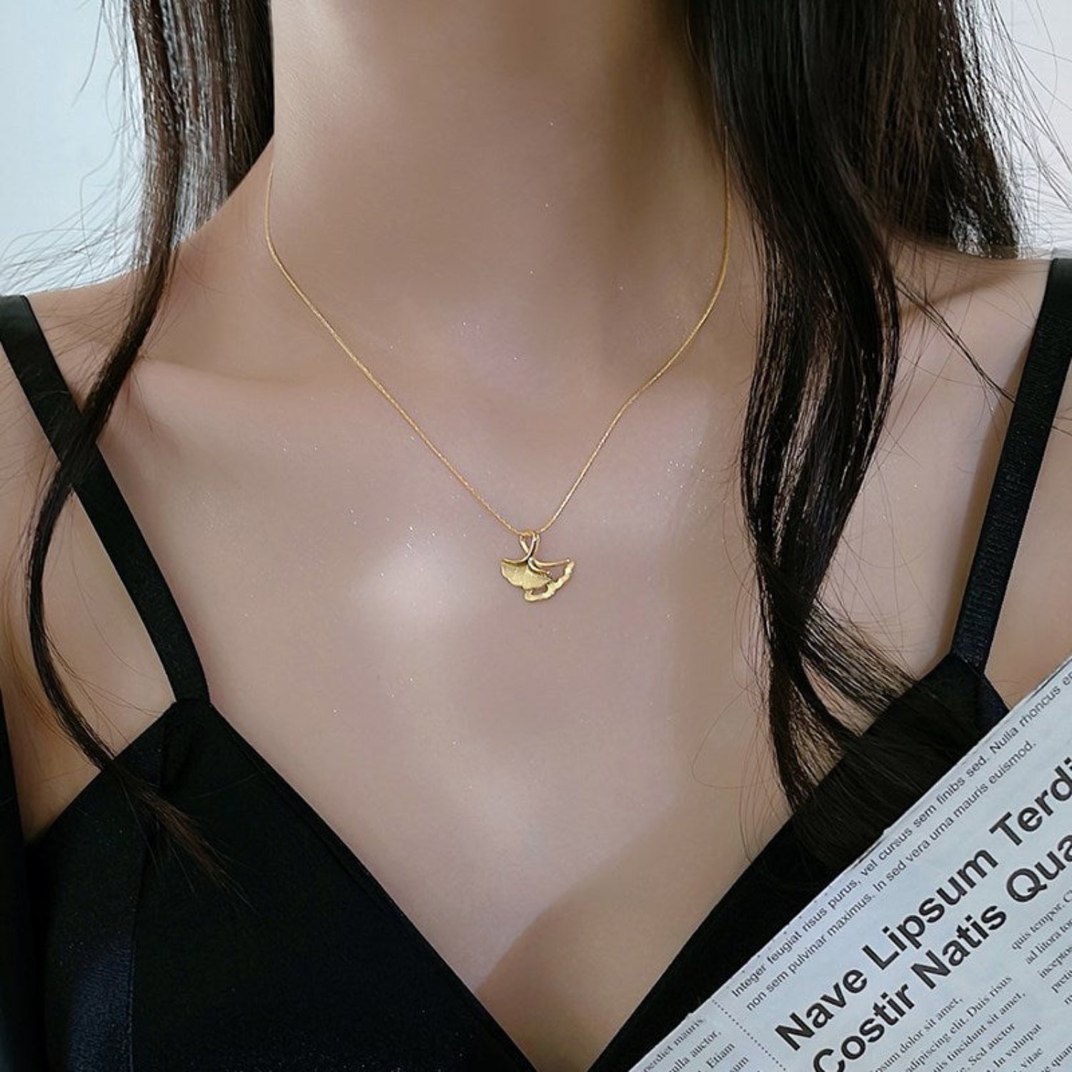 Gold Ginkgo Leaf Pendant Necklace JLTN1969