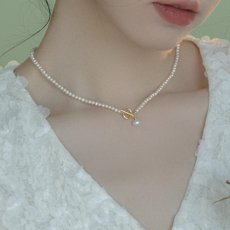 White Pearl Toggle Necklace JLTN1978