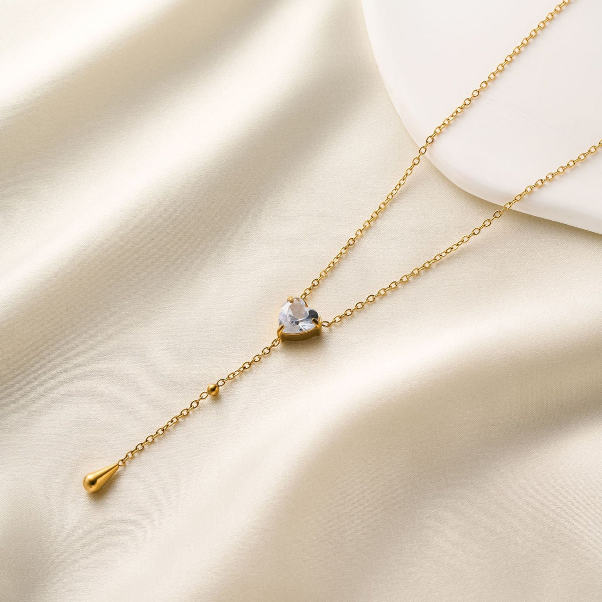 Gold Crystal Heart Lariat Necklace JLTN2014