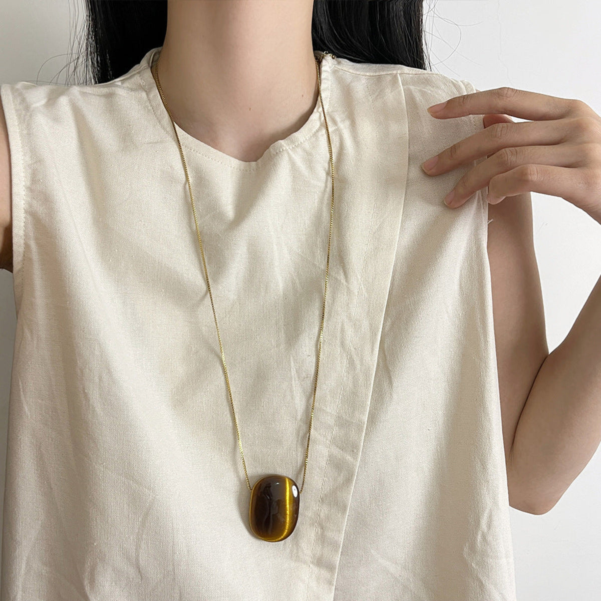 Gold Brown Stone Pendant Necklace JLTN2020