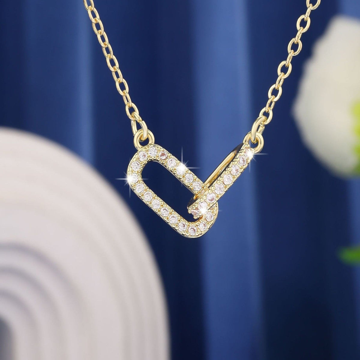 Gold Geometric Crystal Open-Link Pendant Necklace JLTN2081