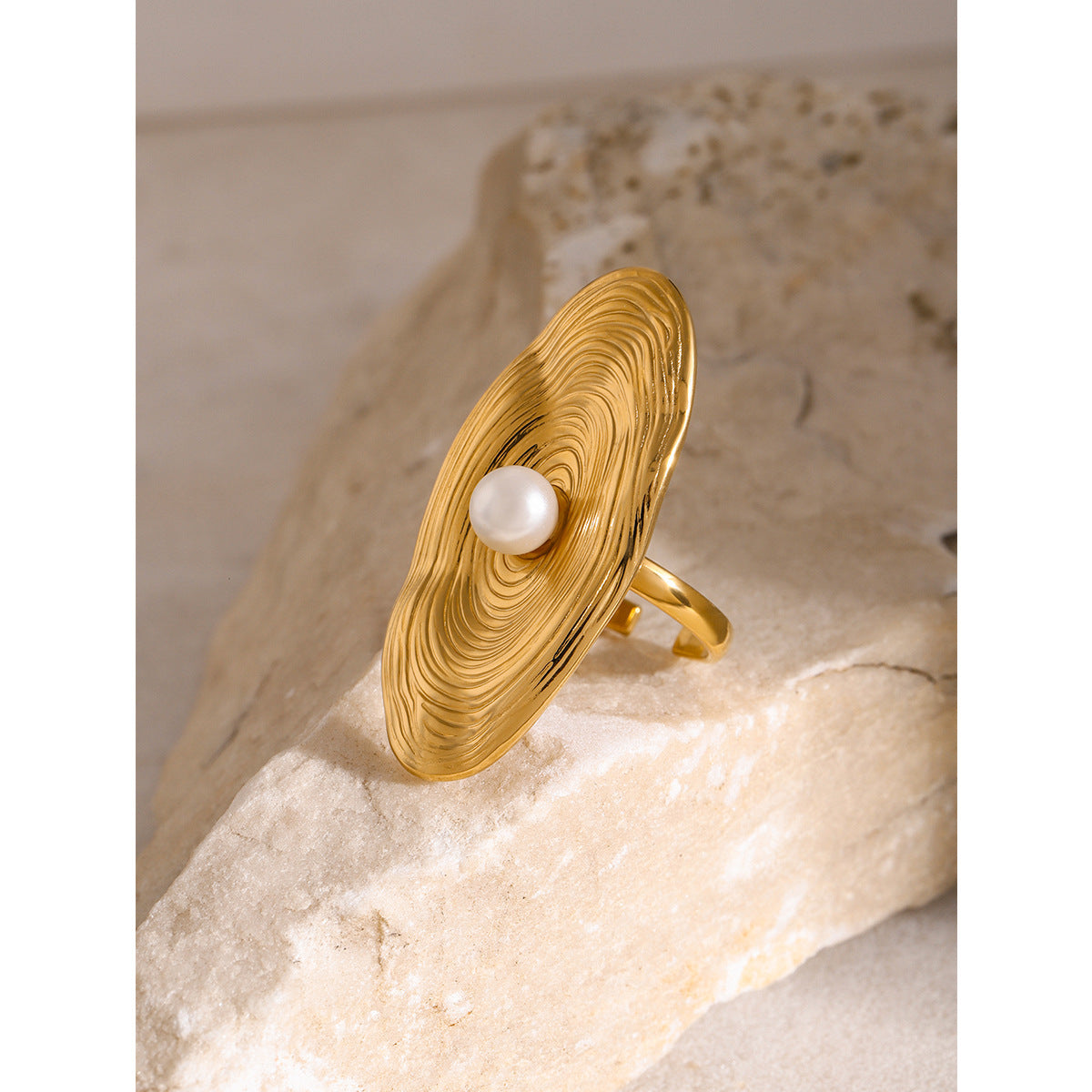 Just Lil Things Artificial Textured Gold Oval Disk with Pearl – Bold Artistic Elegance Rings JLTR0341