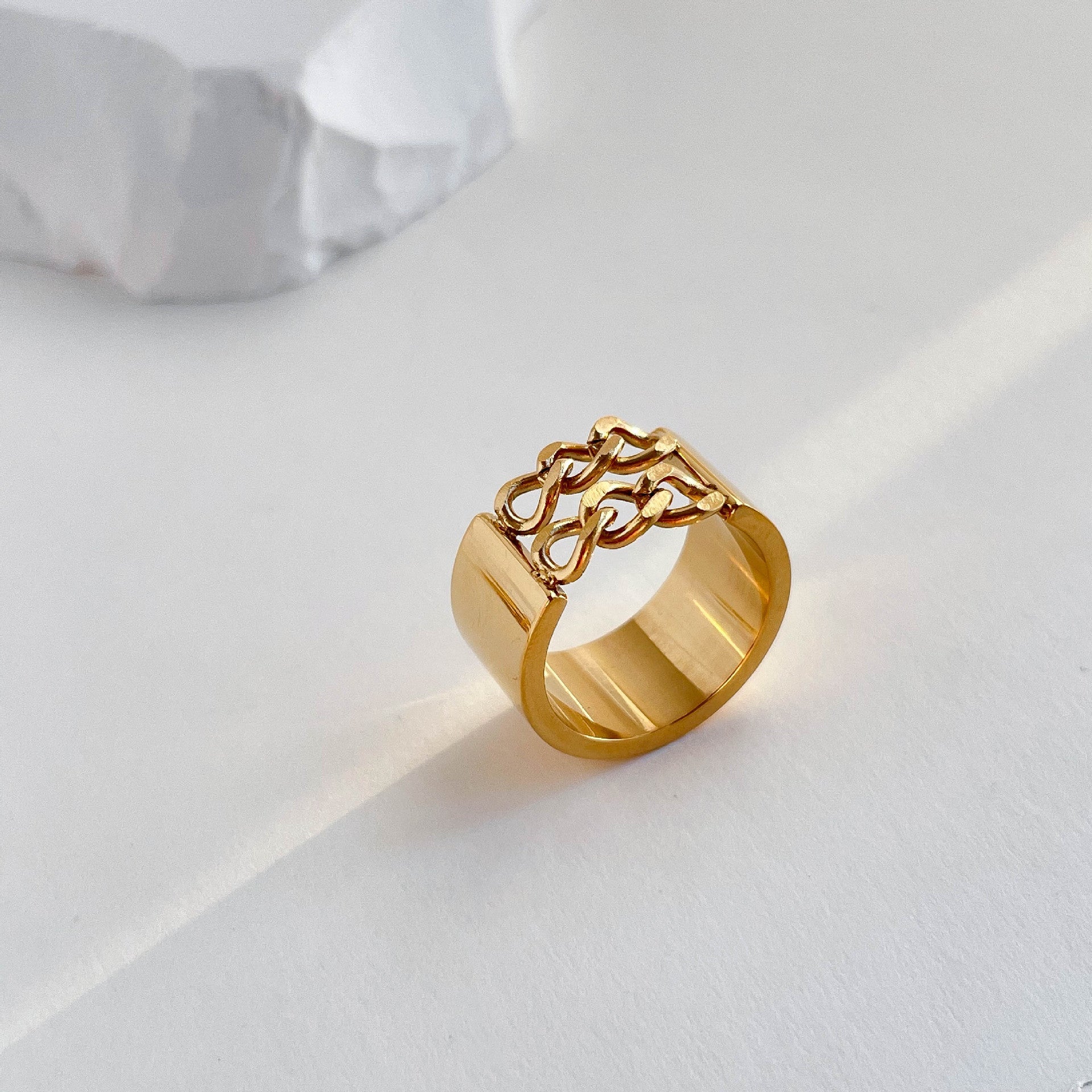 Chunky Gold Chain Link Statement Ring JLTR0497