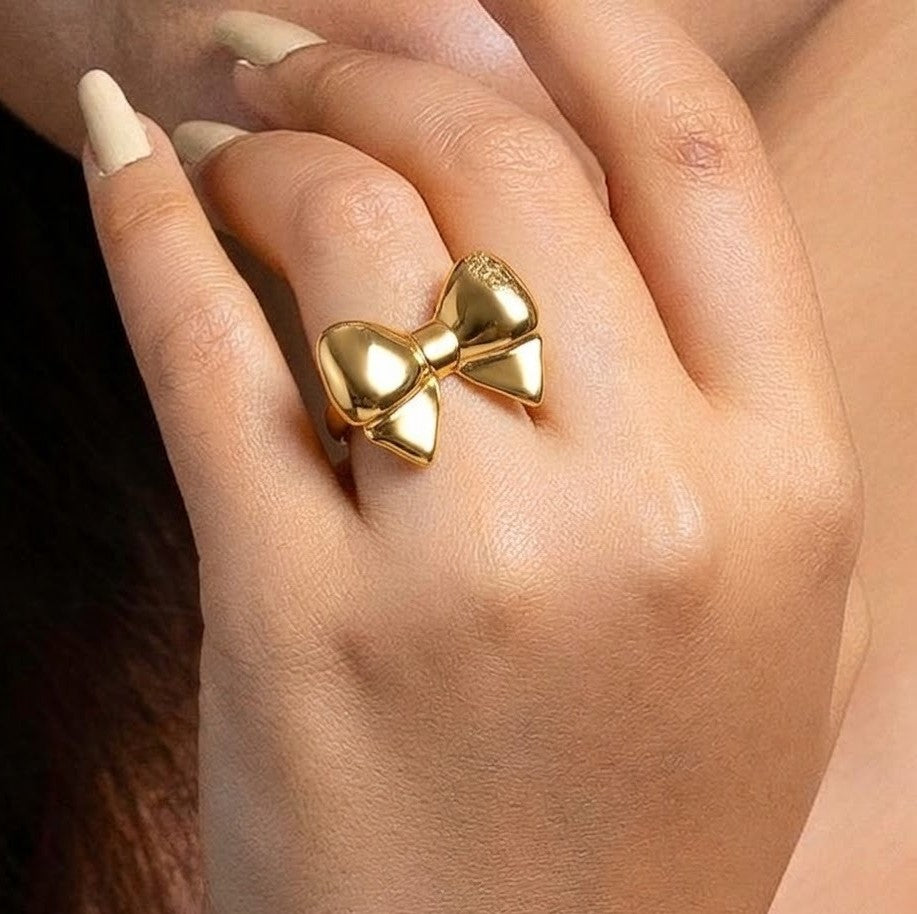Golden Bow Statement Adjustable Ring JLTR0525