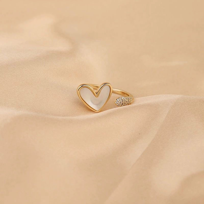 Golden Heart Enamel Ring JLTR0540