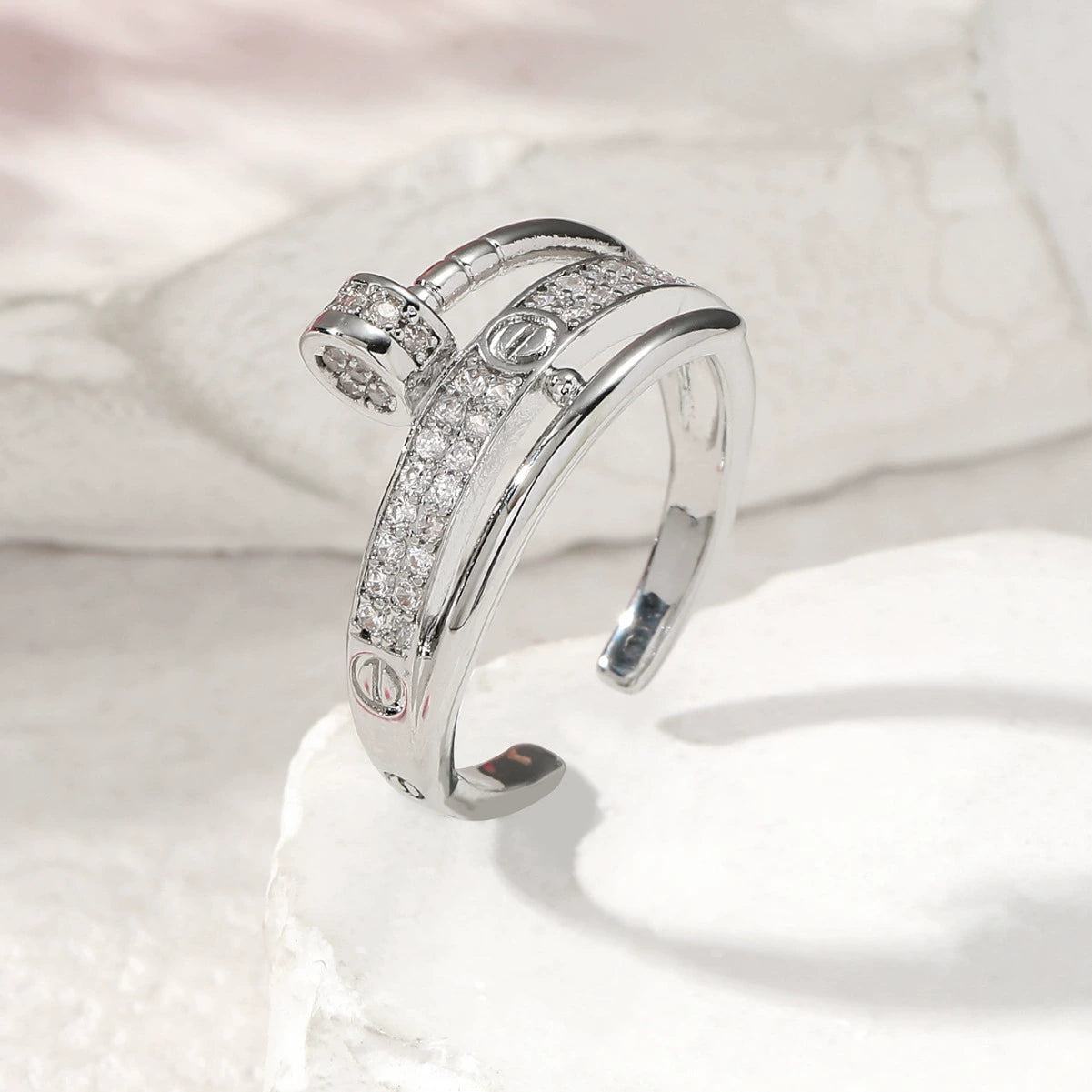 Elegant Dual Band Crystal Screw Ring JLTR0606