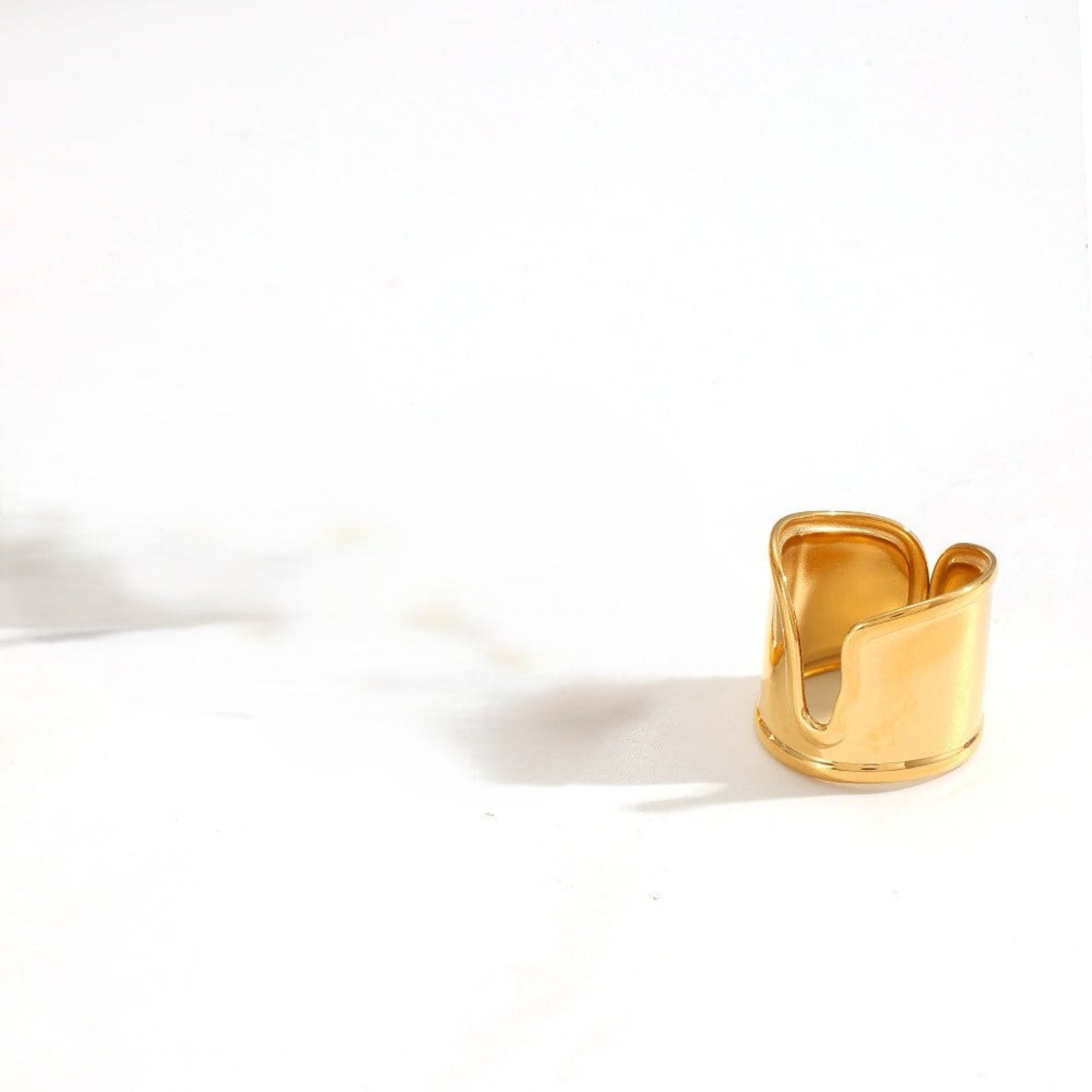 Glossy Wave Adjustable Ring JLTR0614