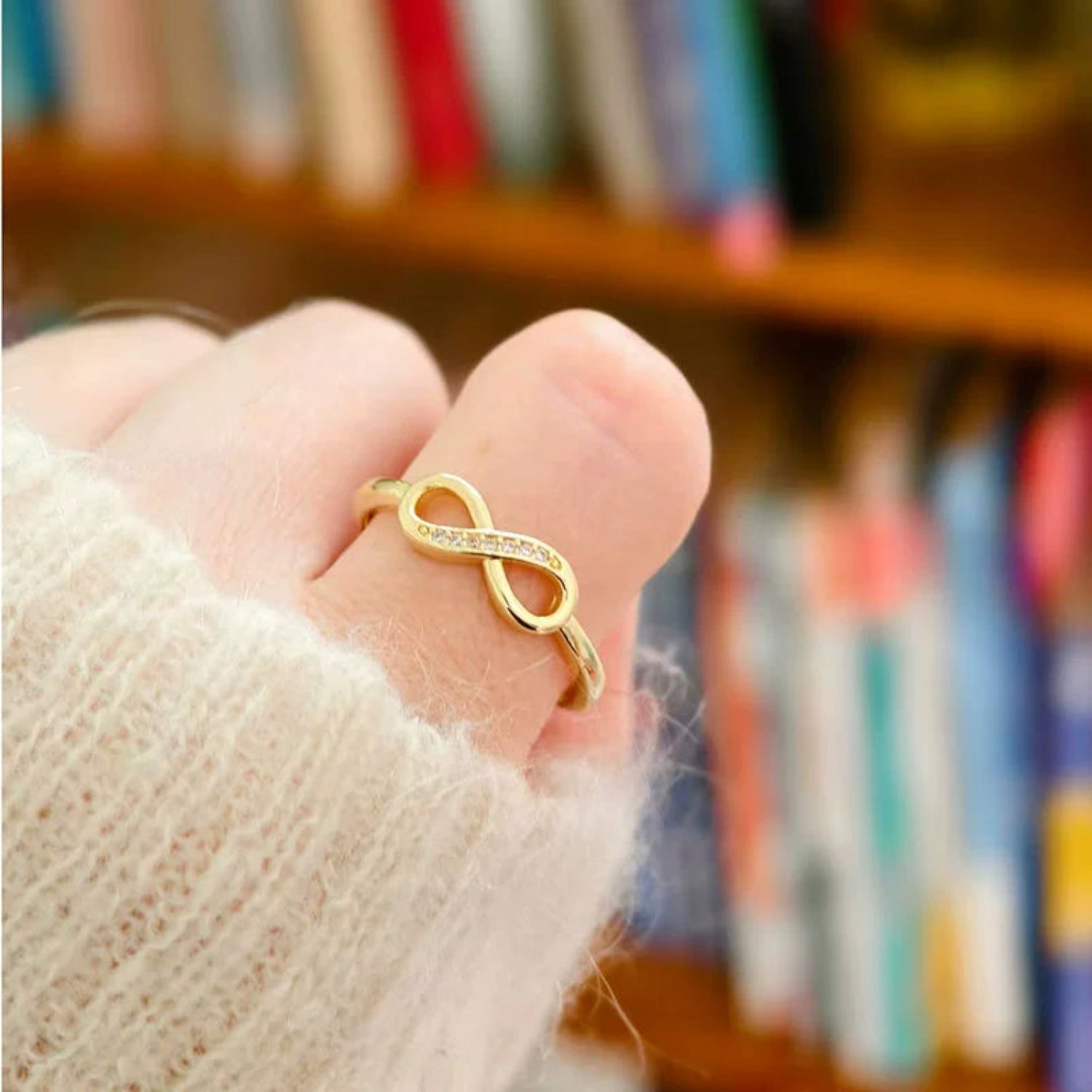 Forever Love Infinity Ring JLTR0645