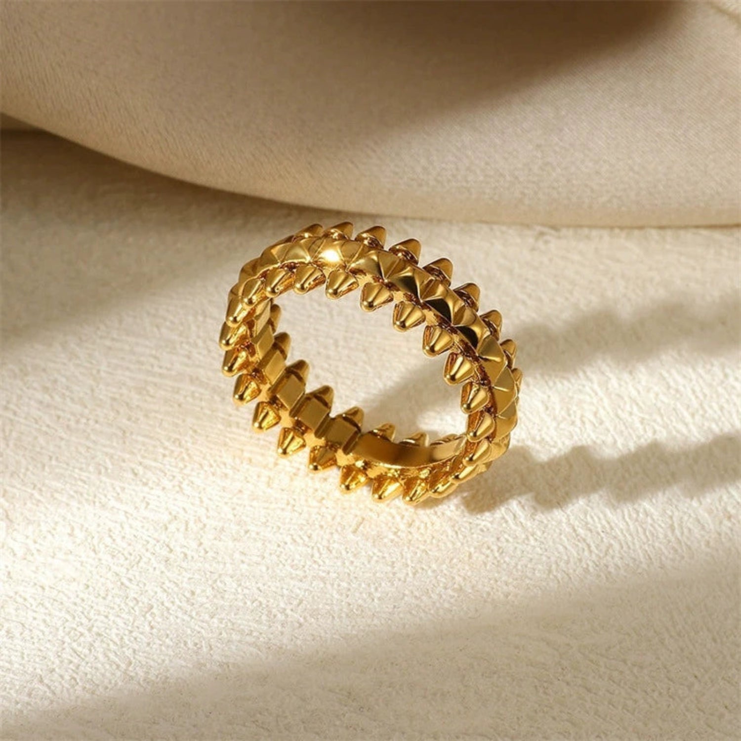 Gold Triple-Row Pyramid Stud Ring JLTR0670