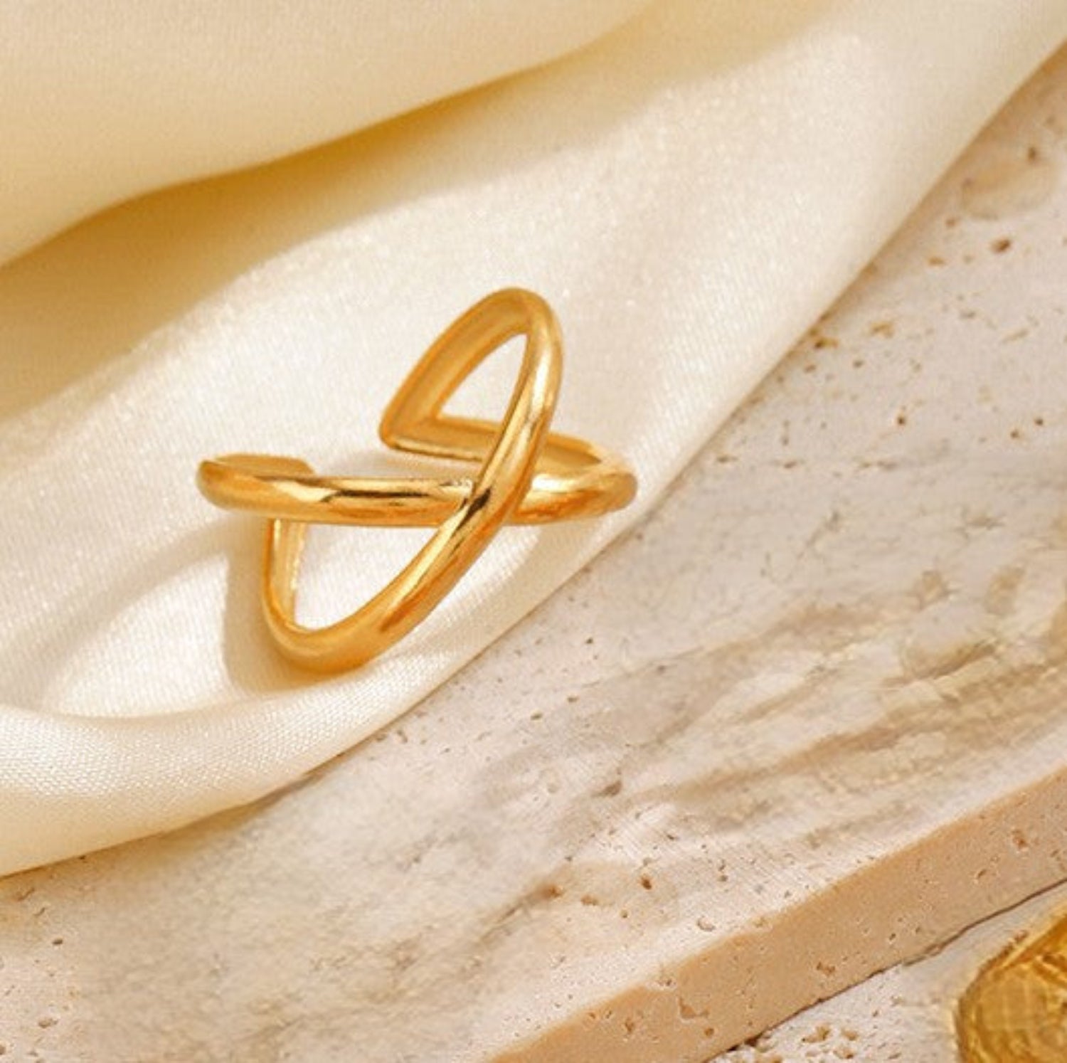 Elegant Matte Brass Crisscross Ring JLTR0746