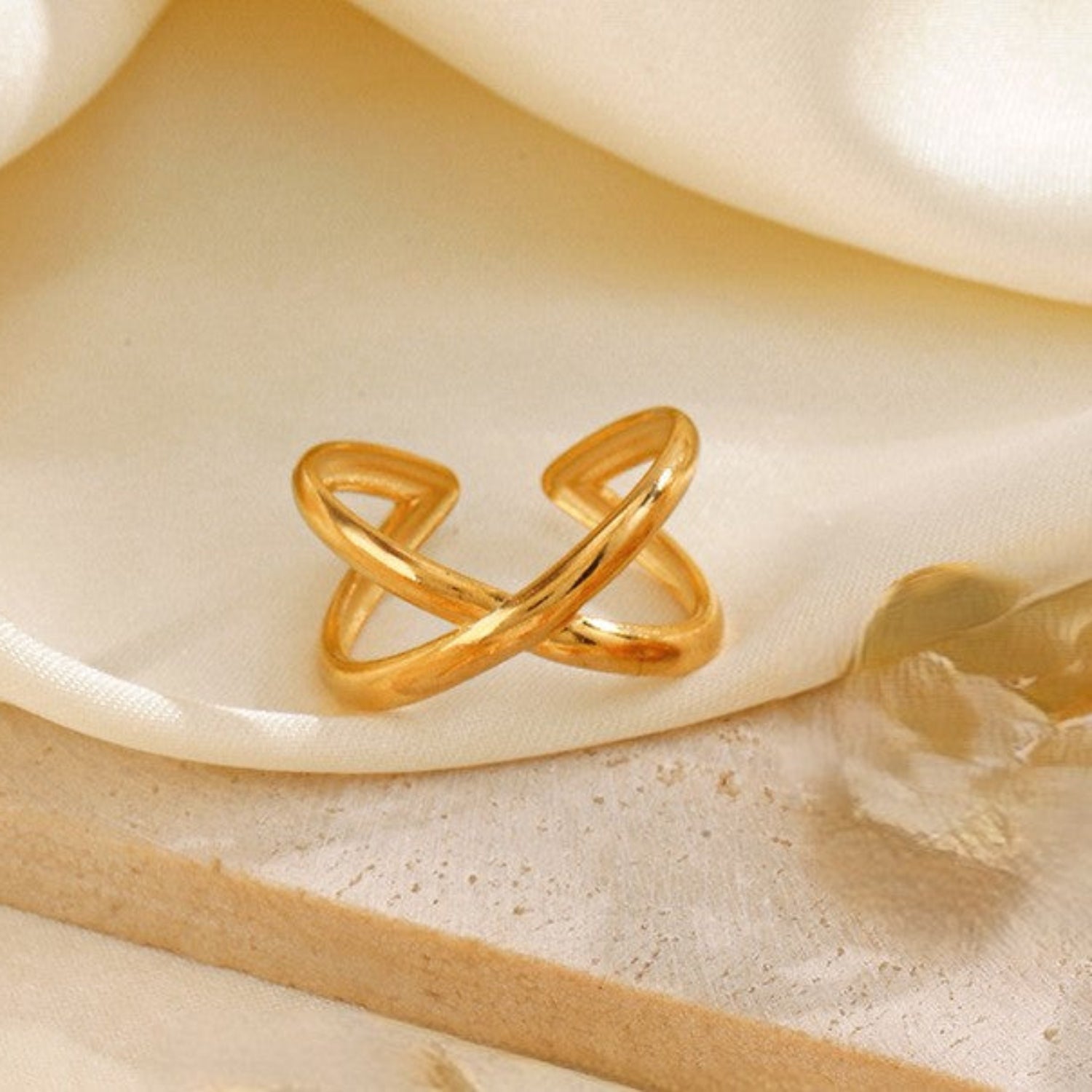 Elegant Matte Brass Crisscross Ring JLTR0746