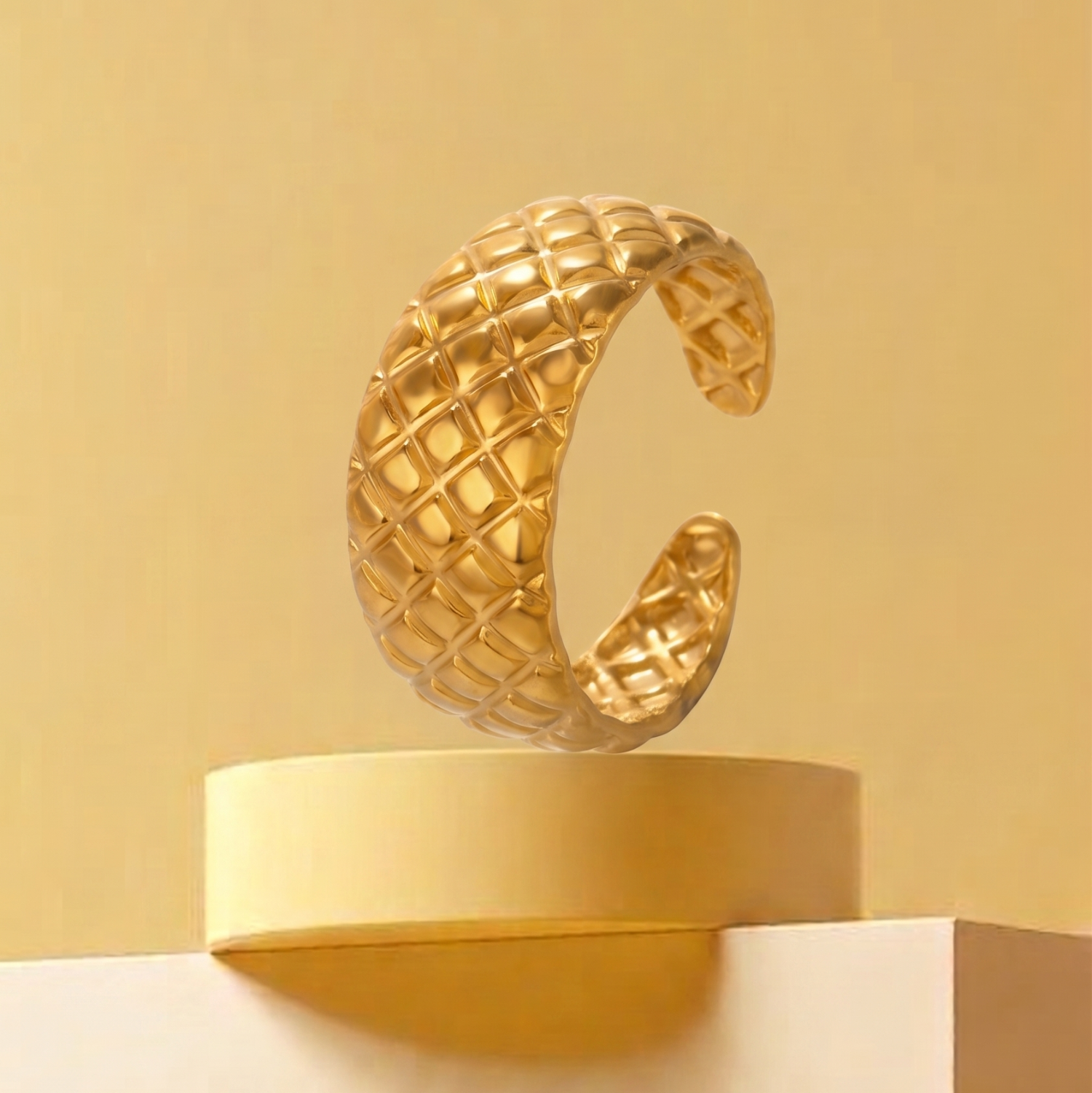Golden Quilted Texture Statement Ring JLTR0750