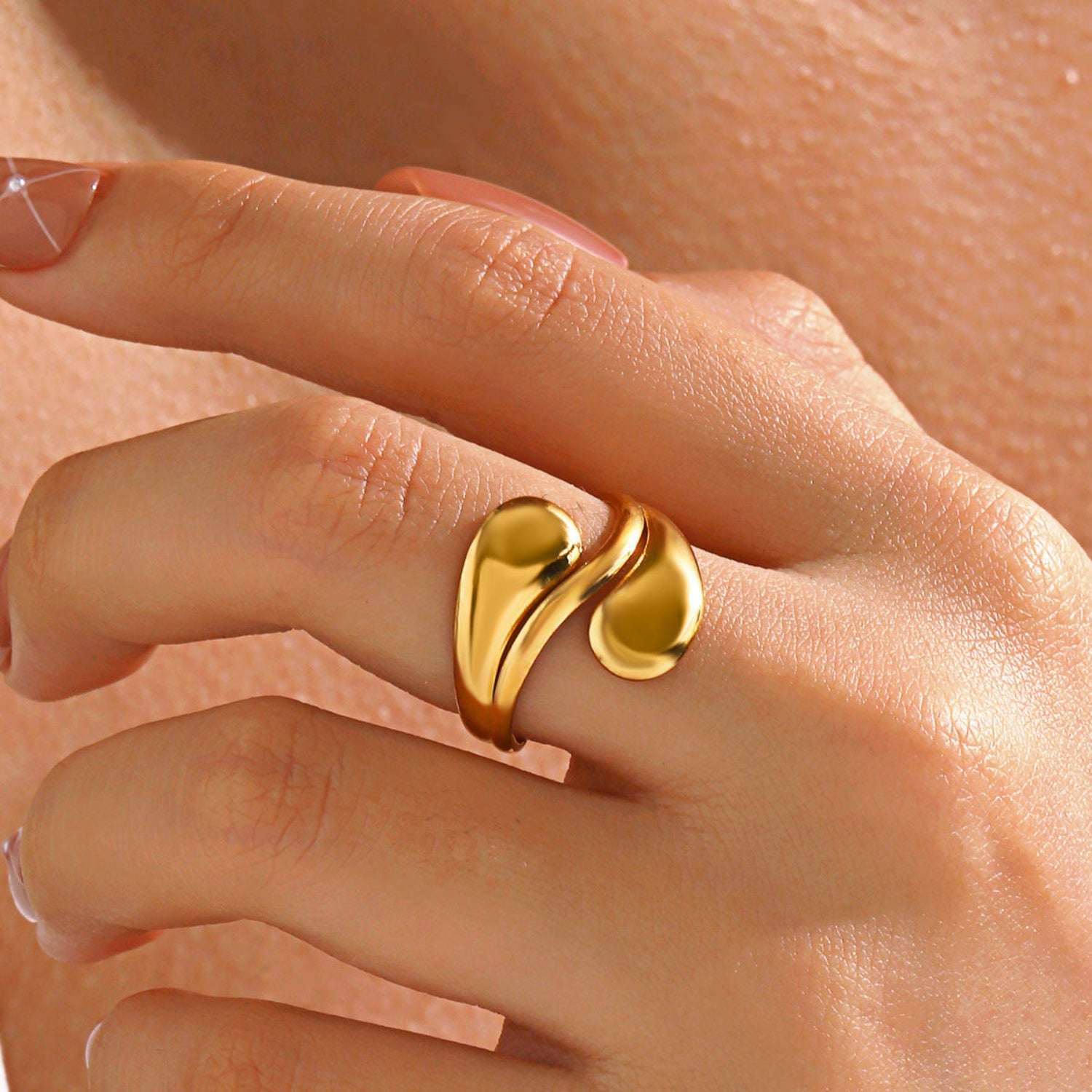 Golden Liquid Metal Teardrop Ring JLTR0754
