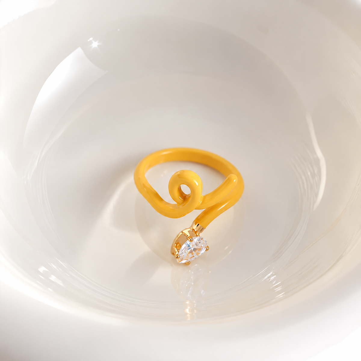 Yellow Spiral Crystal Ring JLTR0829