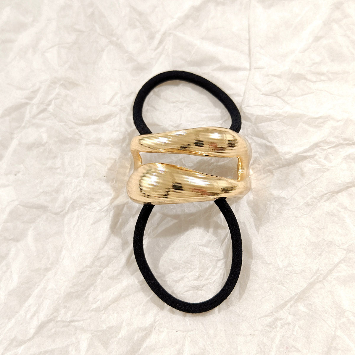 Abstract Gold Wave Hair Tie – Sculpted Metallic Elastic Band JLTS0516