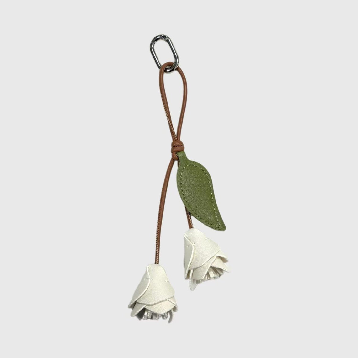 White and Green Flower Keychain MWK0033