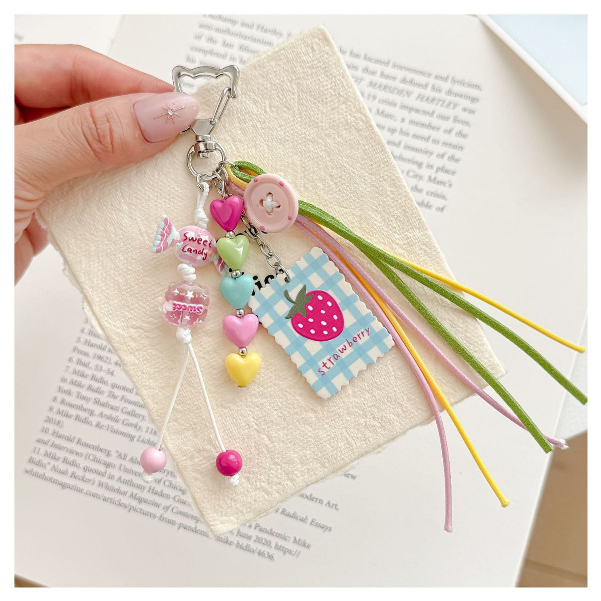 Multicolor Cute Heart Bagcharms MWK0081