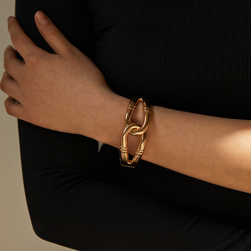 Just Lil Things Artificial Chunky Gold Link Bracelet – Bold & Modern Statement Piece JLTPB0393