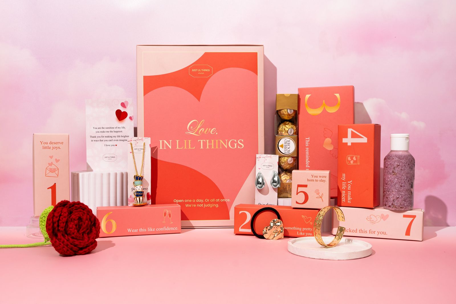 Women’s Day Special – 7 Days of You Gift Box WD0001