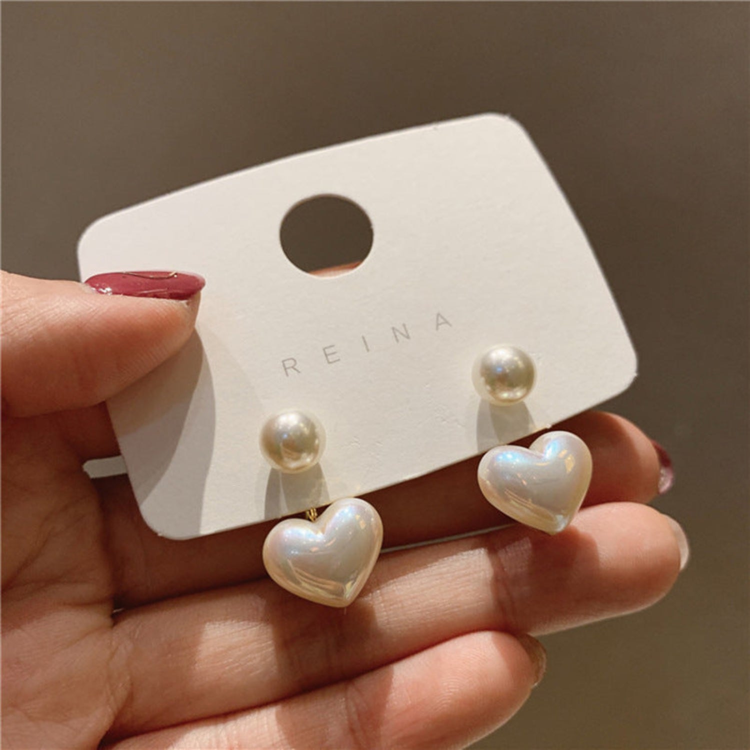 Drop-your-heart-with-pearl-earrings-jlt11151