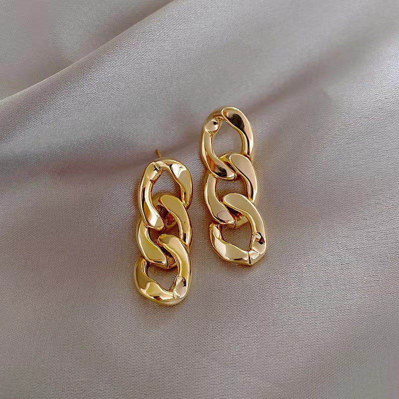 just-lil-things-gold-pin-earrings-jlt11353