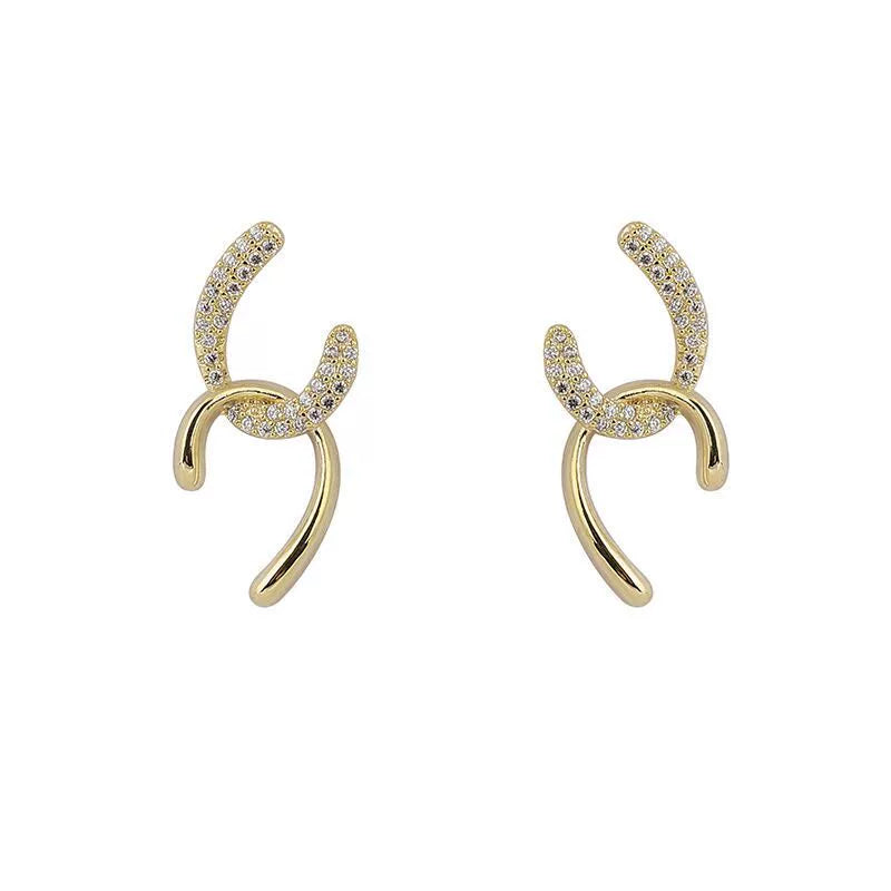 Glinting Link Pin Earrings JLT11482