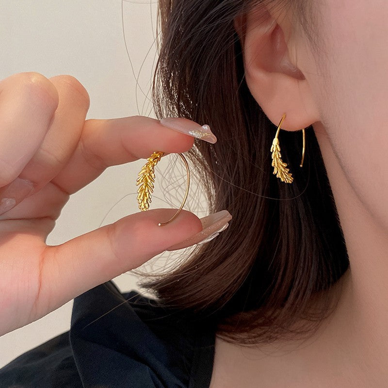 just-lil-things-Needles hoop-earrings-jlt11492