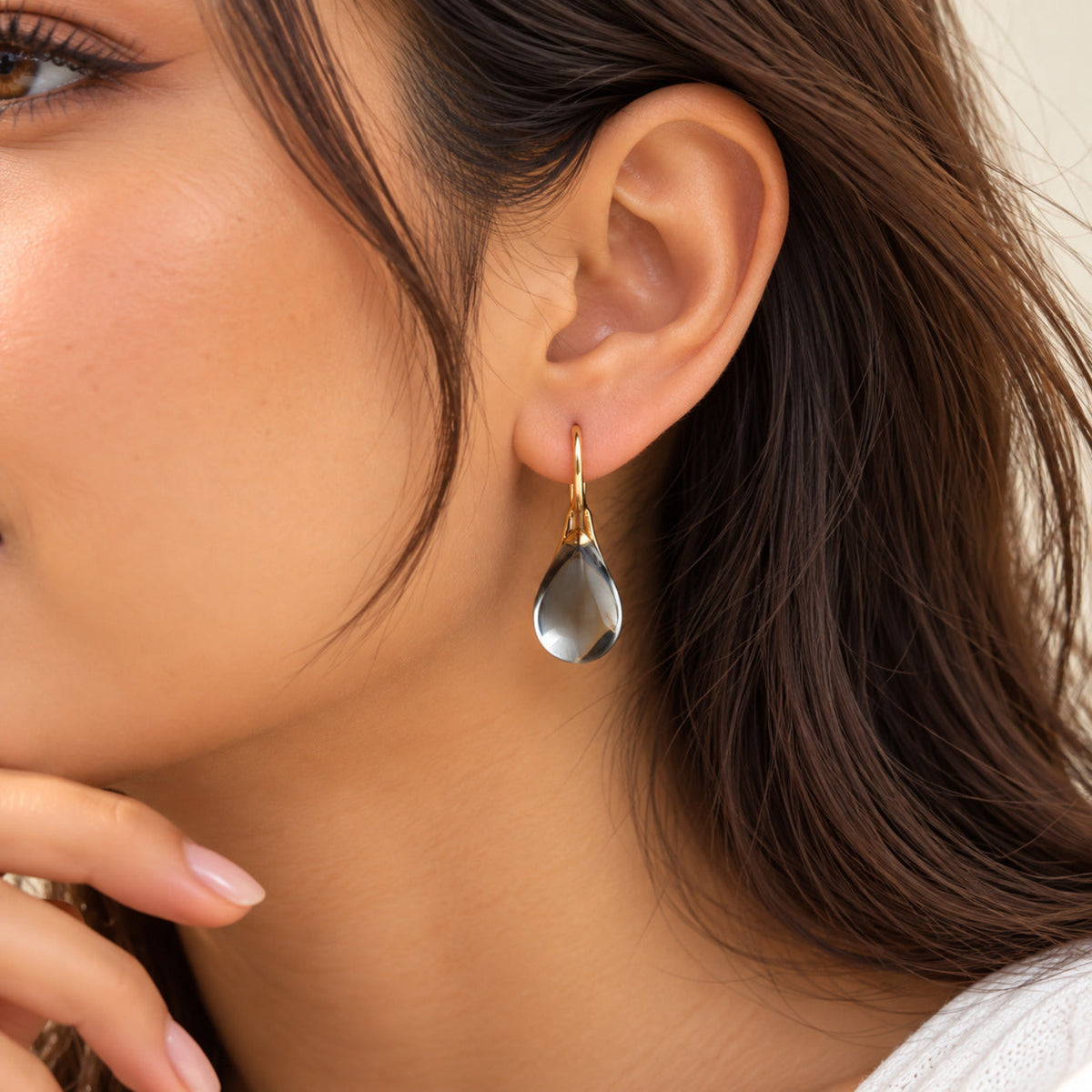 White Amber Teardrop Earrings jlt11605