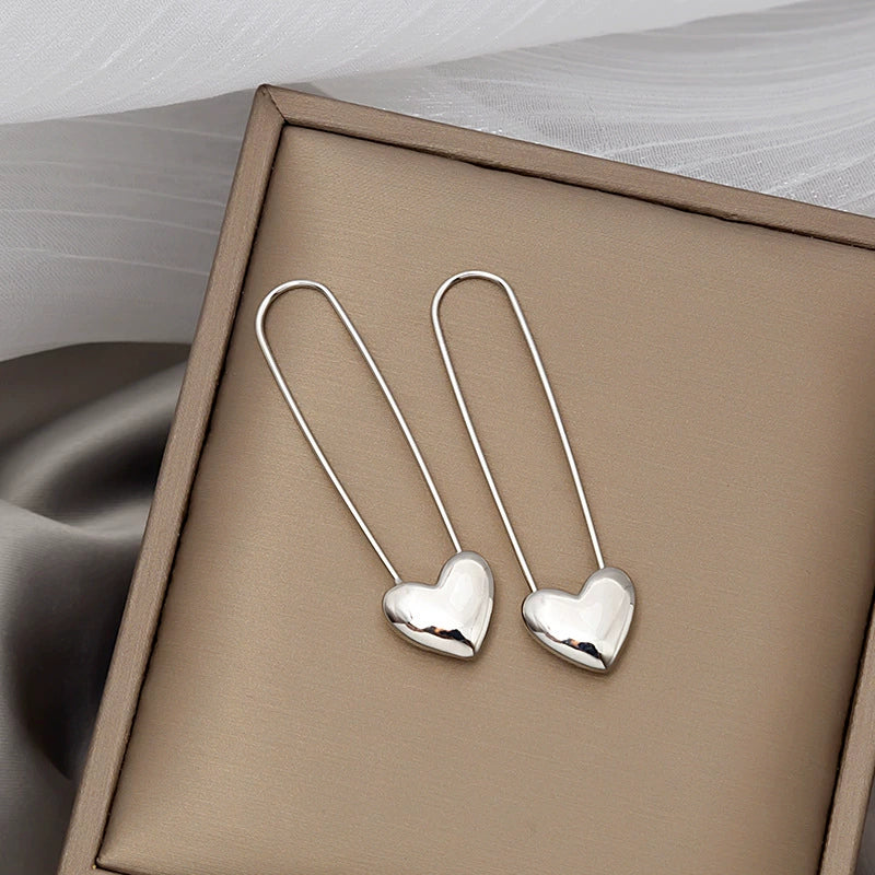 Minimalist Silver Heart Dangle Earrings jlt11643