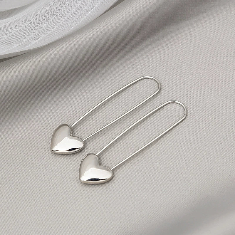 Minimalist Silver Heart Dangle Earrings jlt11643