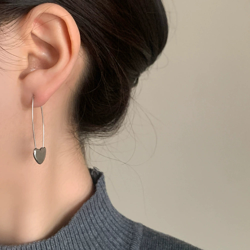 Minimalist Silver Heart Dangle Earrings jlt11643