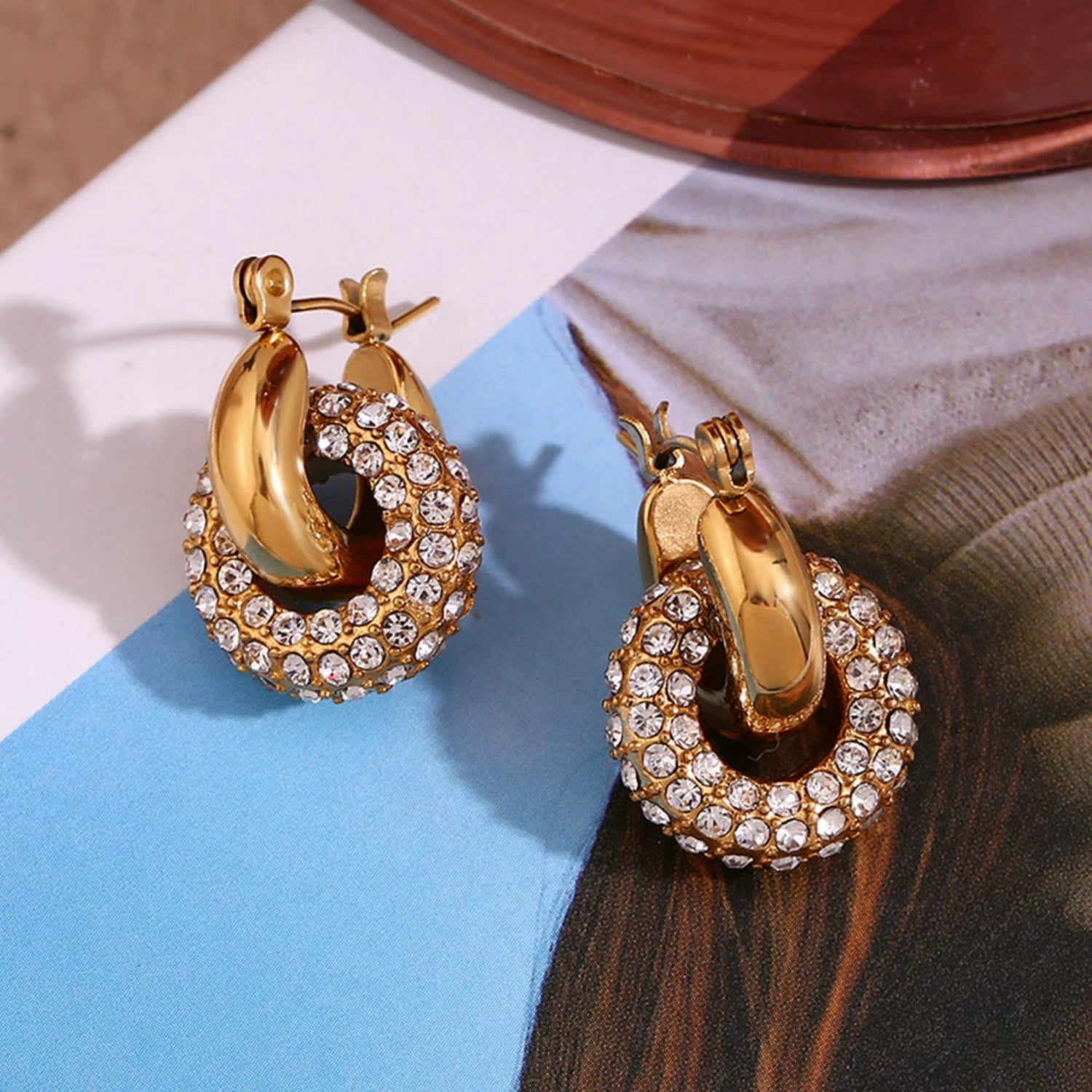 Loop Crystal Knot Hoop Earrings jlt11681