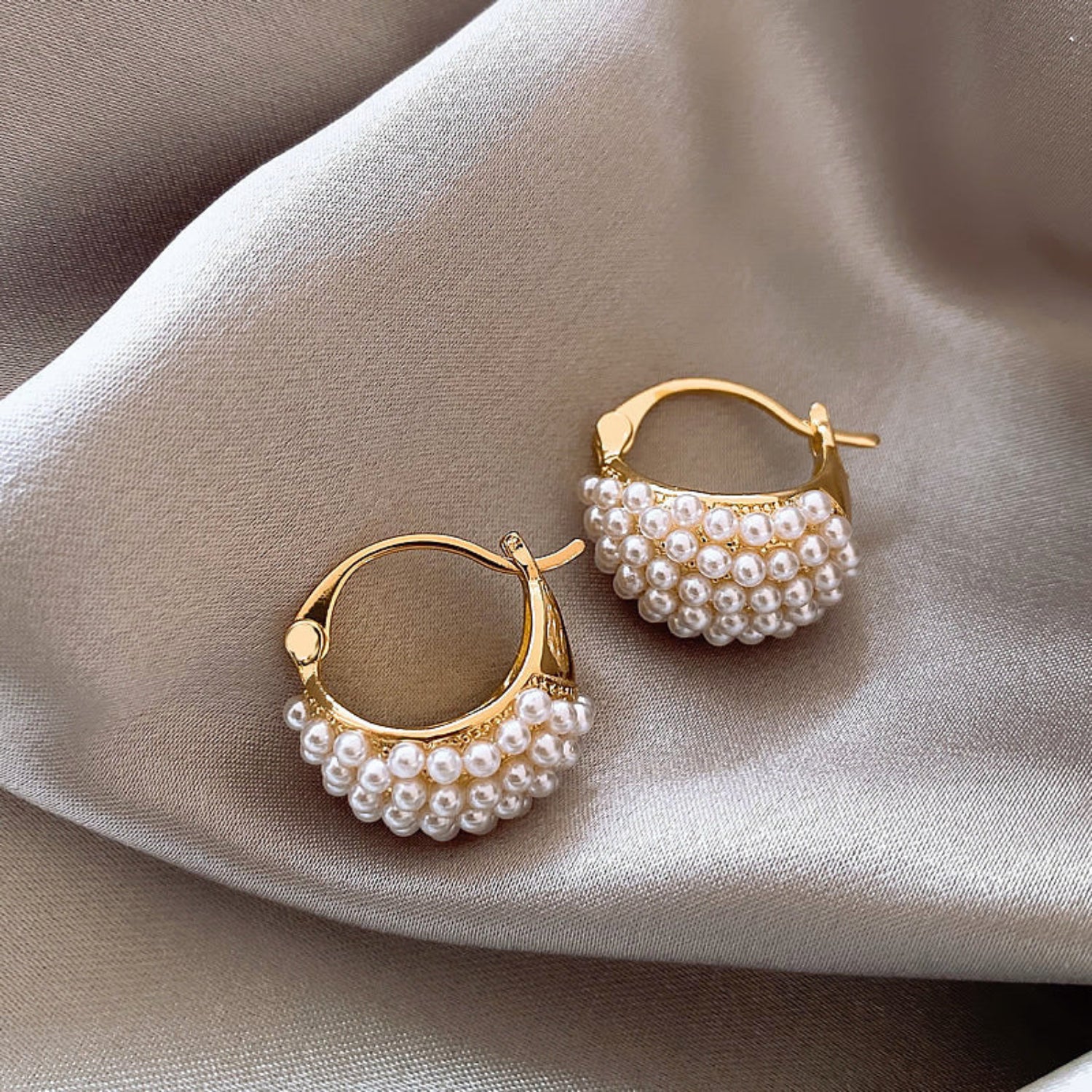Elegant Pearl Cluster Drop Earrings JLT11839