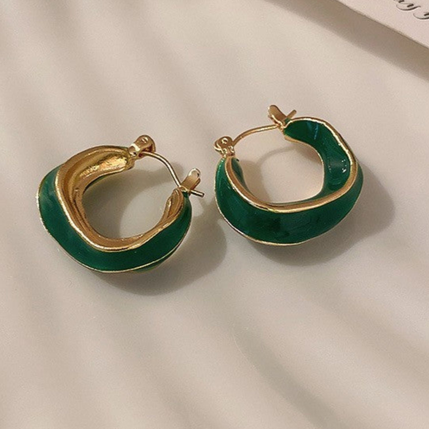 just-lil-things-green-hoop-earrings-jlt12056