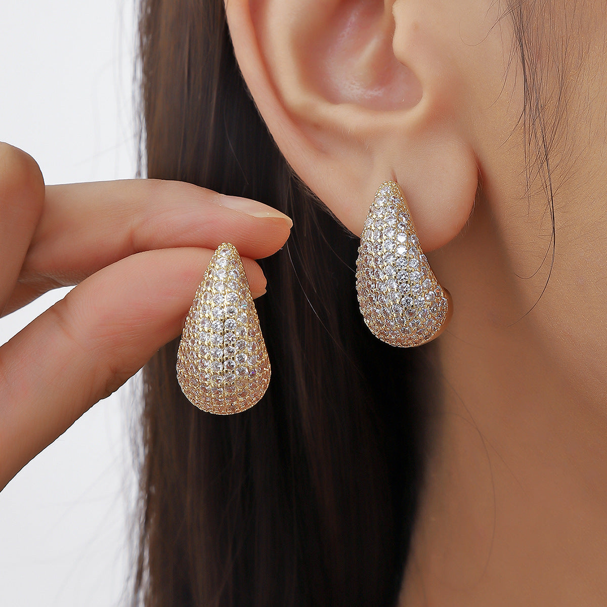 Teardrop Gold Earrings JLT12796